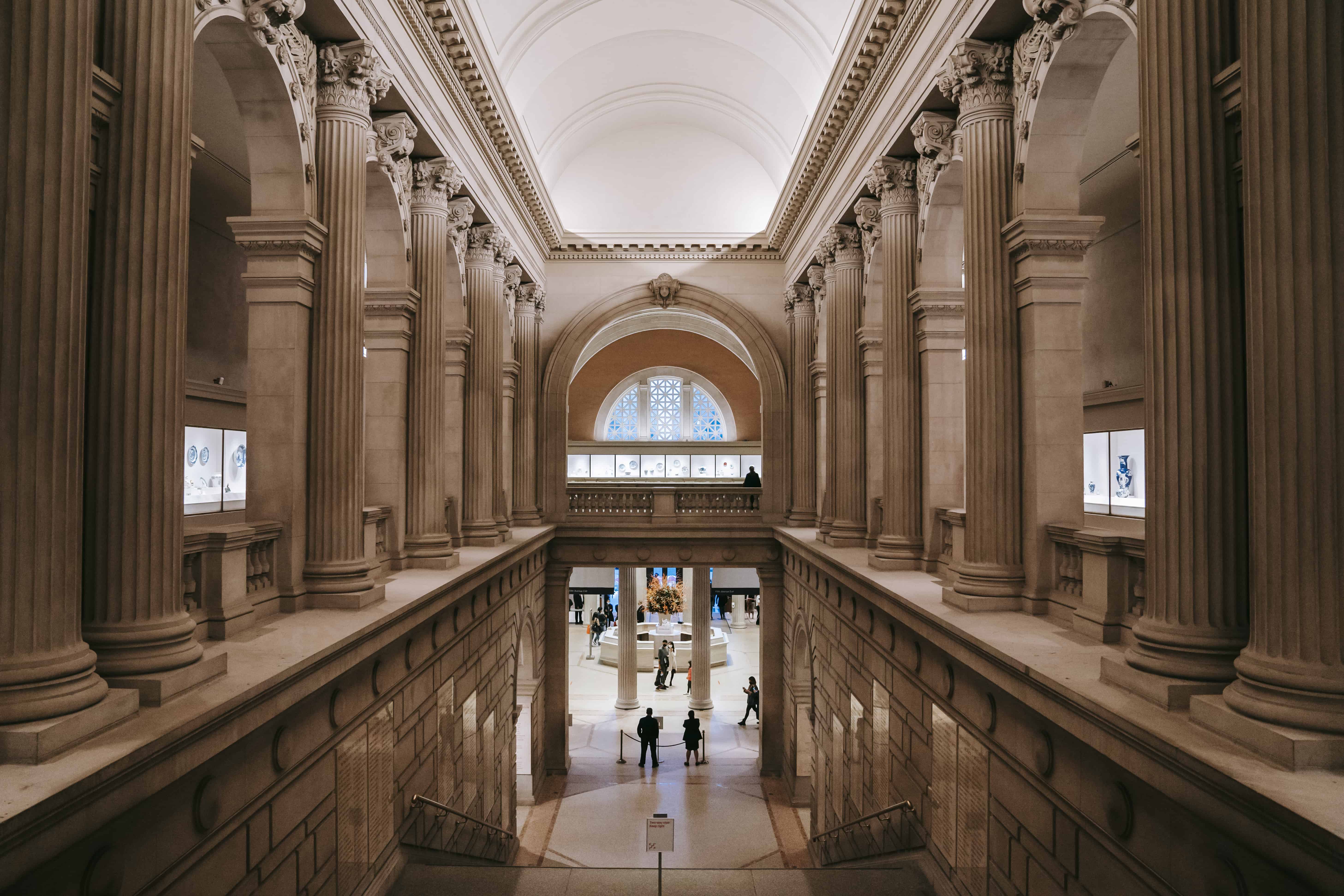 metropolitan museum in nyc, blog post about museums in nyc with free or discounted tickets for students